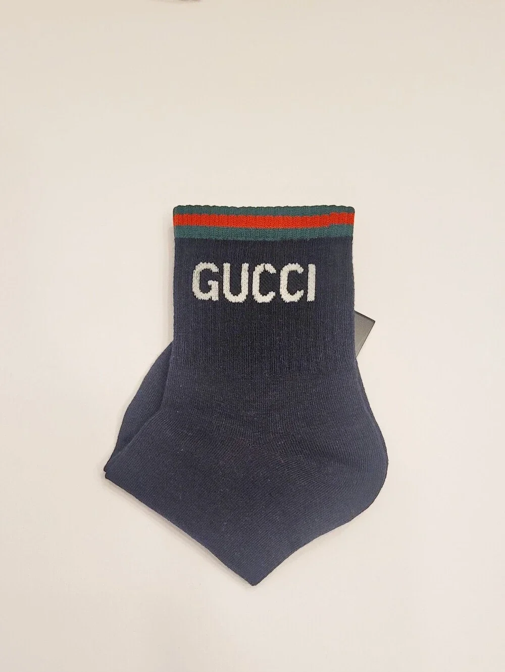🇮🇹 Gucci Navy Crew 🧦Socks with Red and Green Stripe✨️